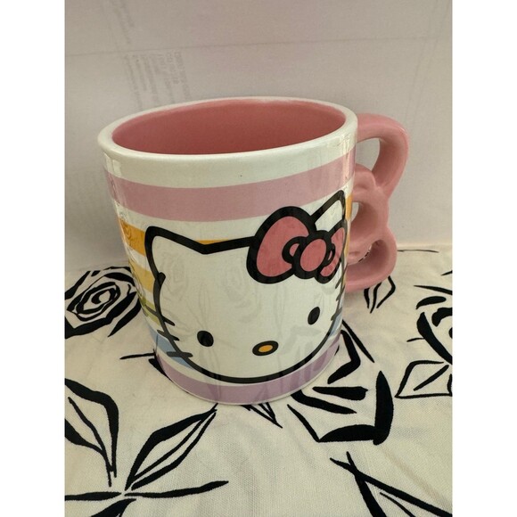 Hello Kitty coffee mug - Picture 4 of 5